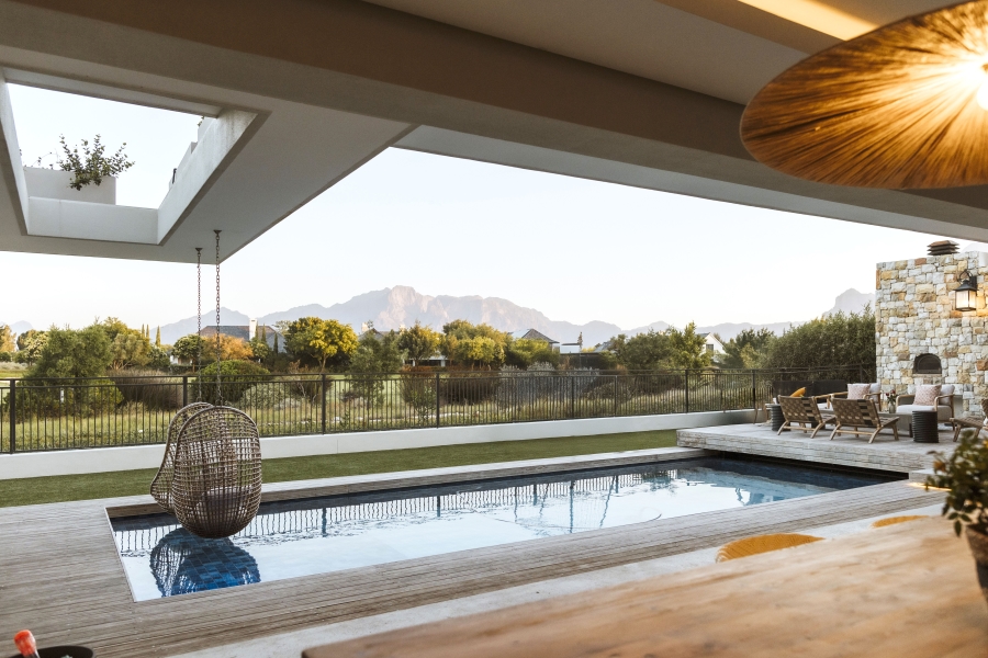5 Bedroom Property for Sale in Pearl Valley at Val de Vie Western Cape